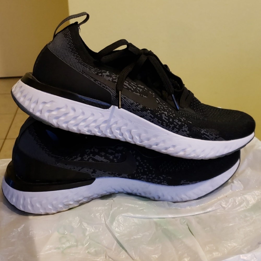 Nike Epic React Flyknit